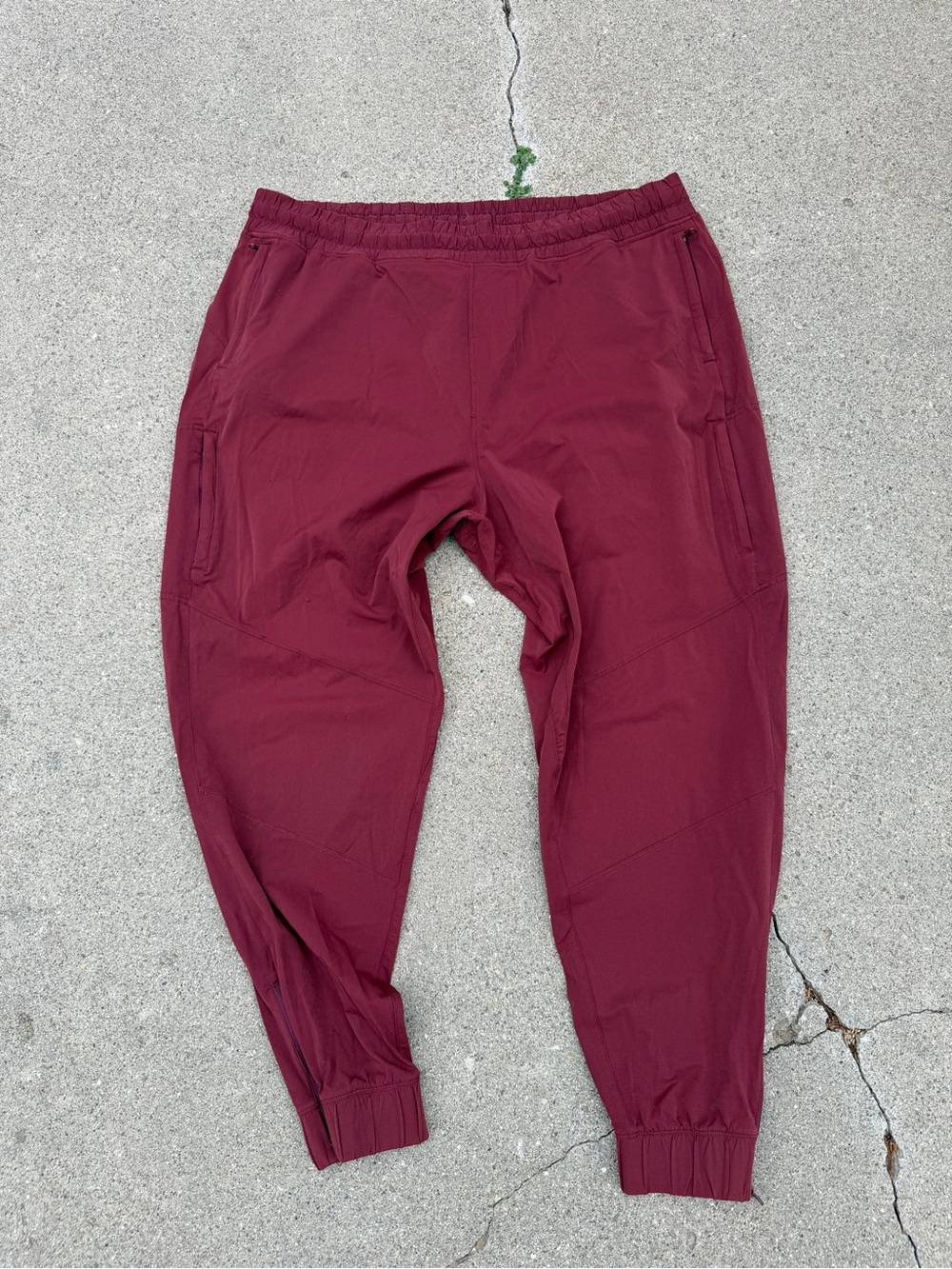 Alder women’s Maroon Performance Joggers